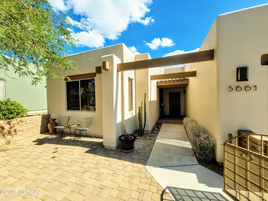 5661 W Triangle X Place, Tucson, AZ 85713 - Image #2