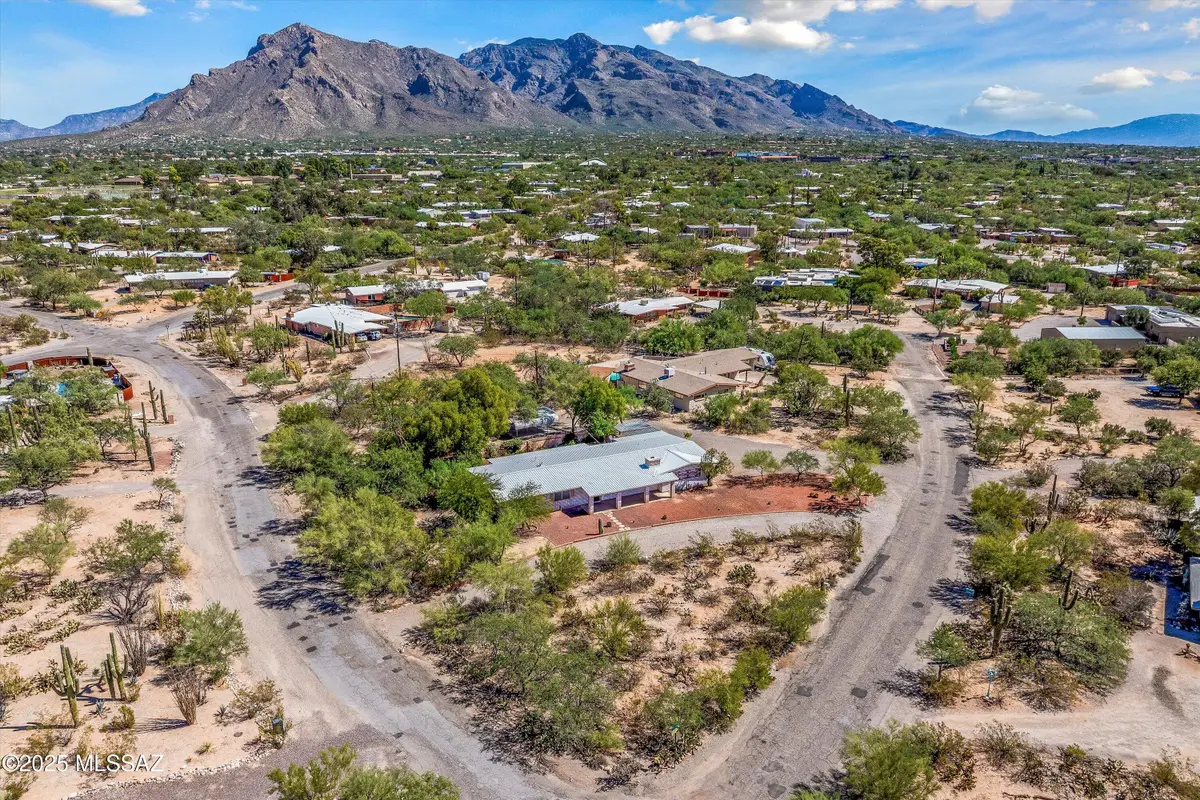 1240 W Cananea Circle, Tucson, AZ 85704 - Image #1