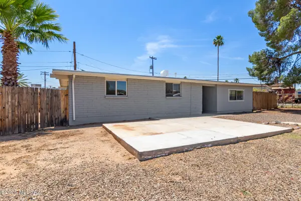 30 N Avenida De La Madero, Tucson, AZ 85710