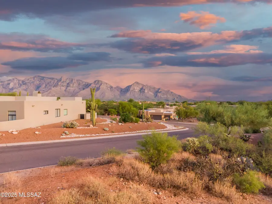 12457 N Piping Rock Road #48, Oro Valley, AZ 85755 - Image #2