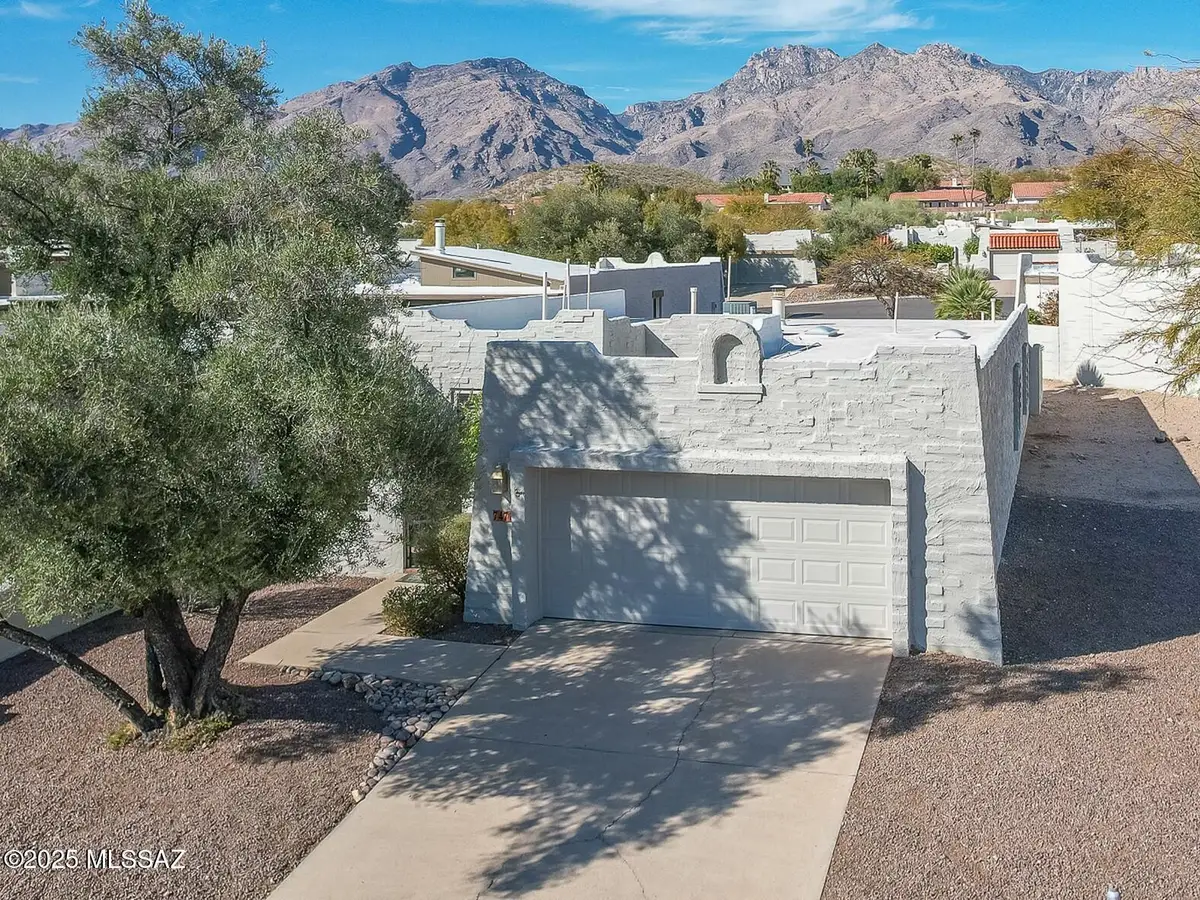 7471 E Serenity Lane, Tucson, AZ 85750 - Image #1