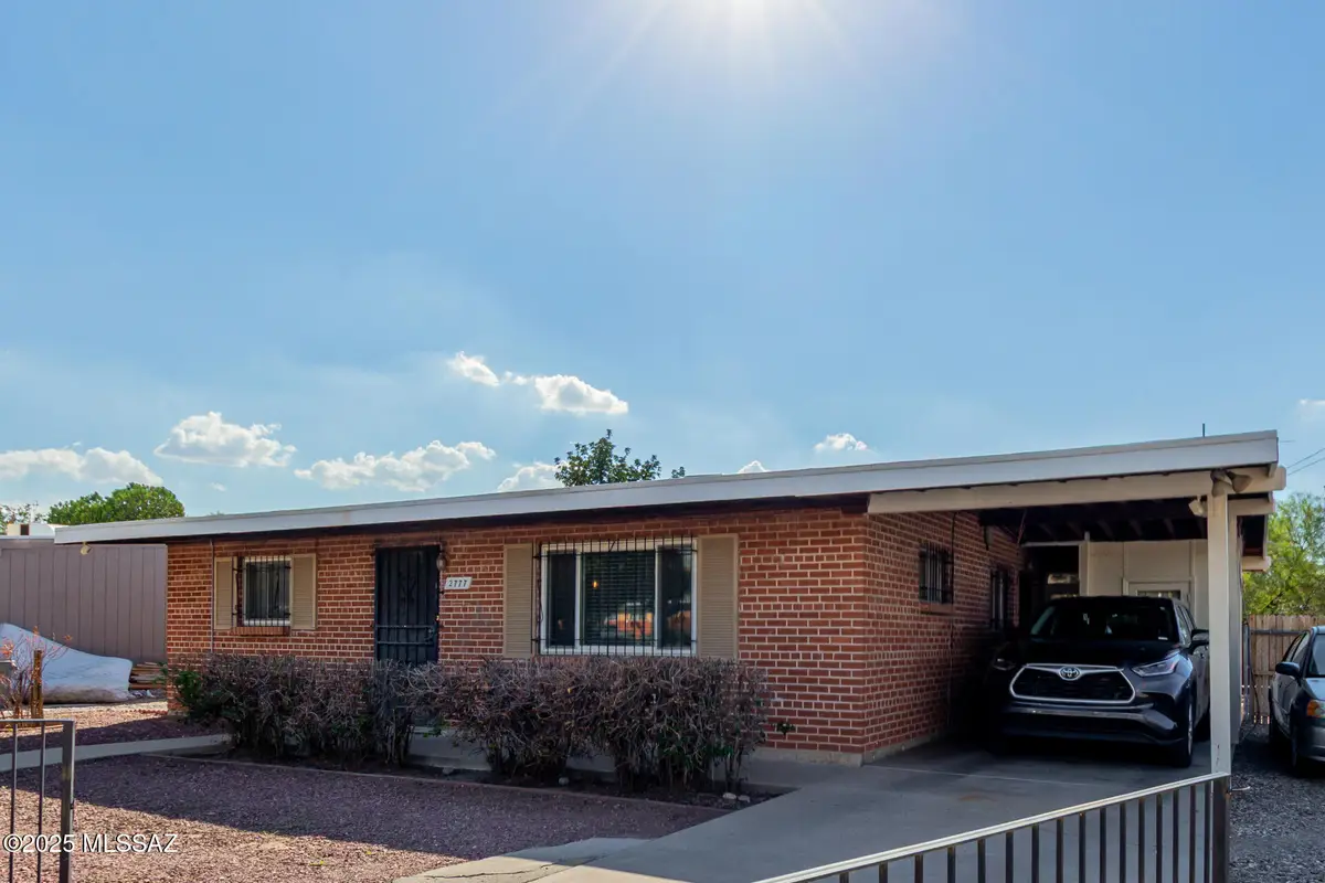 2777 N Alvernon Way, Tucson, AZ 85712 - Image #1