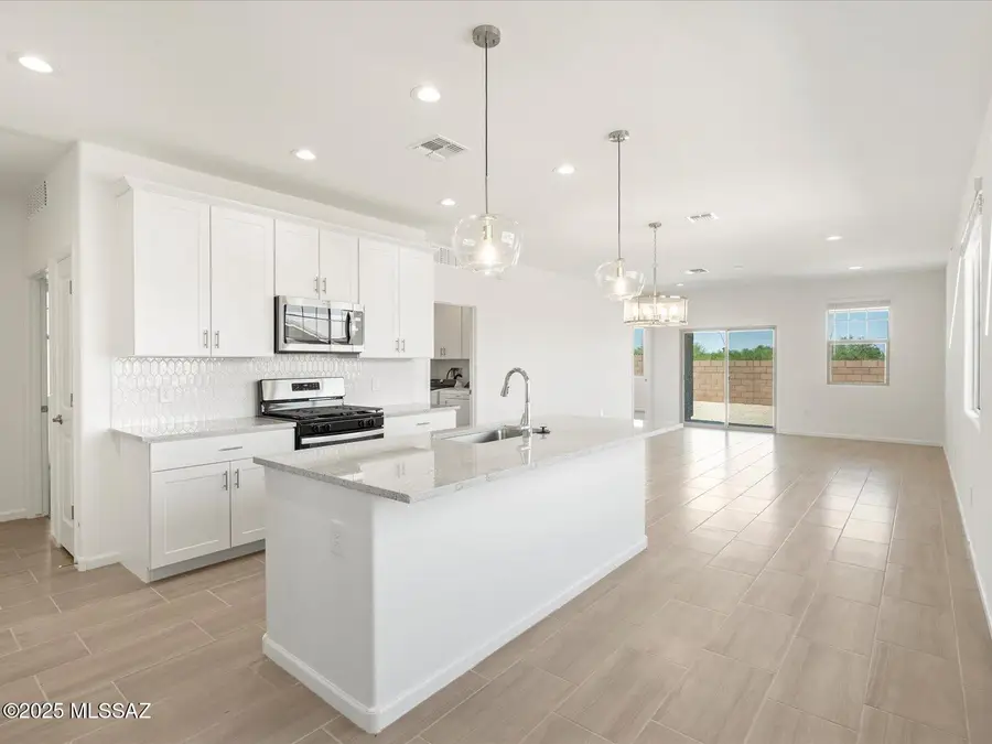 12622 E Remi Drive, Vail, AZ 85641 - Image #3