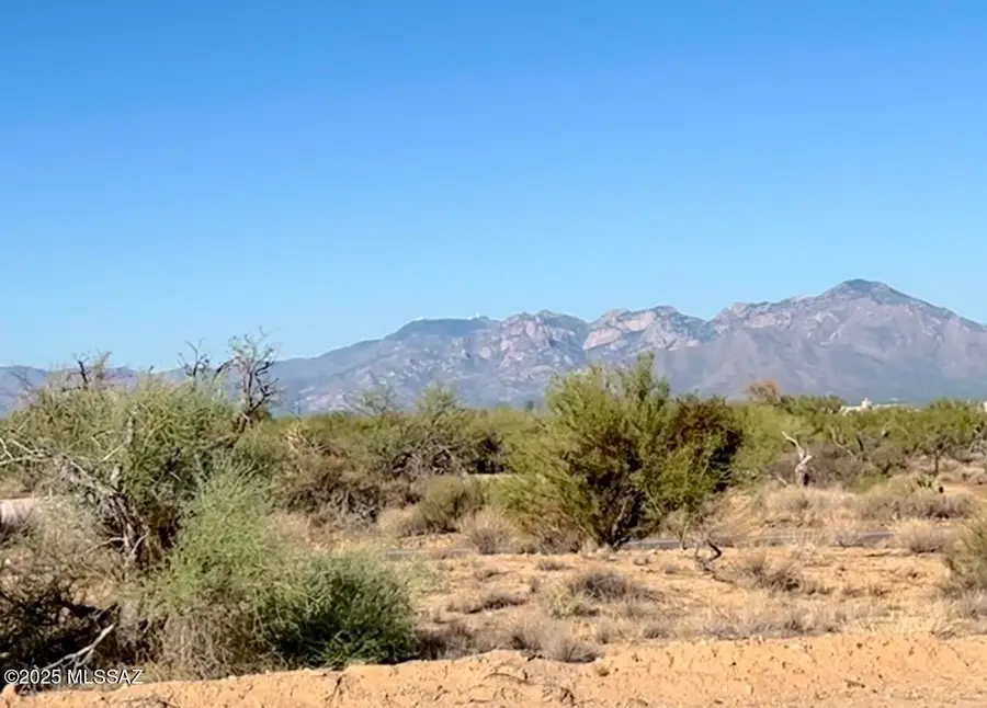 15938 W Diamond Bell Ranch Road #11, Tucson, AZ 85736 - Image #3