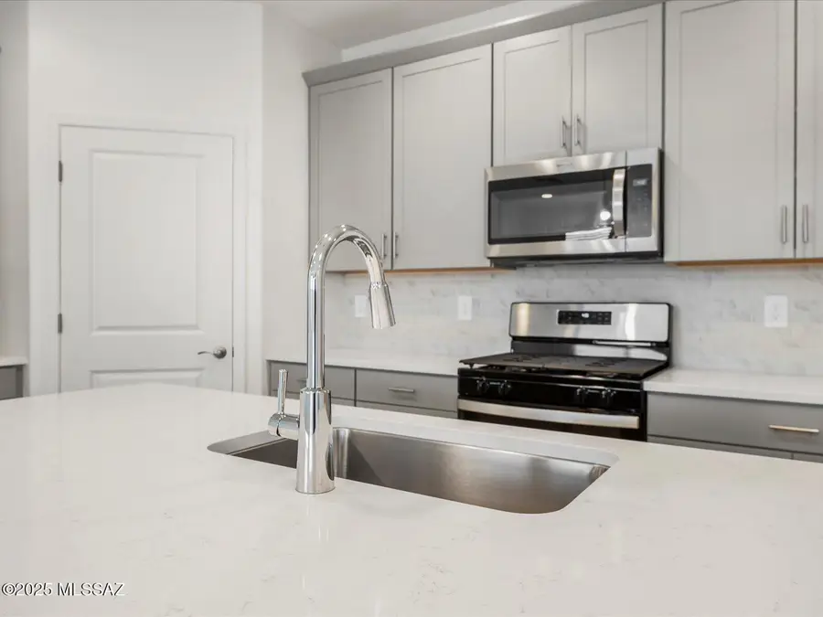 6913 W Indian Clover Way, Tucson, AZ 85757 - Image #2