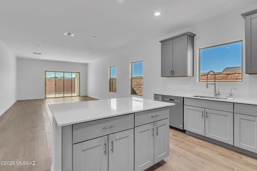 14043 E Canidae Drive, Vail, AZ 85641 - Image #2