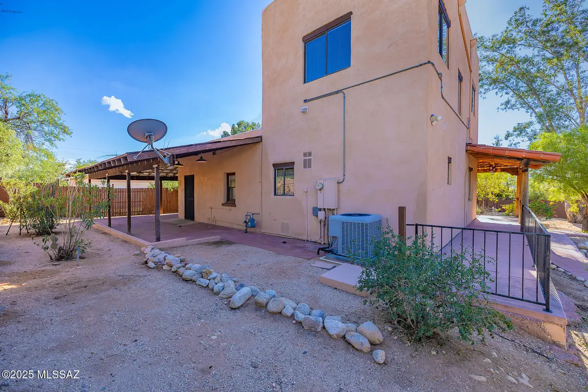 6945 N Oracle Road, Tucson, AZ 85704 - Image #1