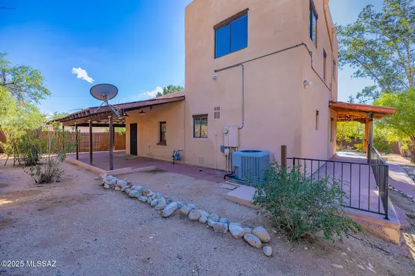 6945 N Oracle Road, Tucson, AZ 85704