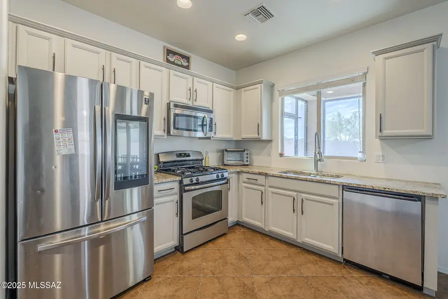 12063 W Formosa Lane, Marana, AZ 85653 - Image #2