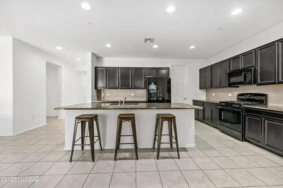 12155 N Camden, Marana, AZ 85653 - Image #2