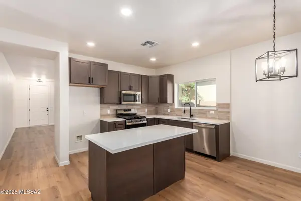 3368 N Pebble Rapids Place, Tucson, AZ 85712