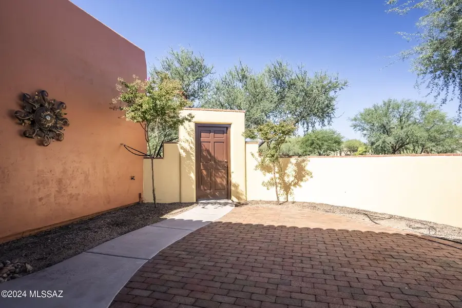 134 Circulo Vespucci, Tubac, AZ 85646 - Image #2