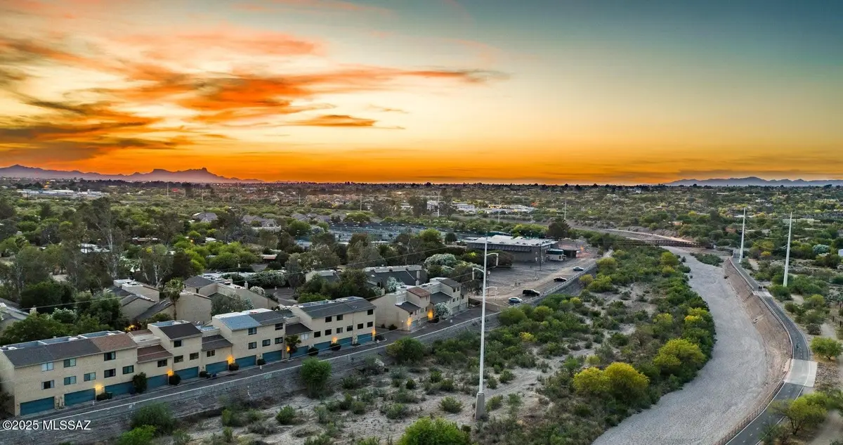 3108 E Corte De La Raqueta, Tucson, AZ 85716 - Image #1