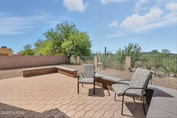 7987 N Jewelflower Drive, Tucson, AZ 85741
