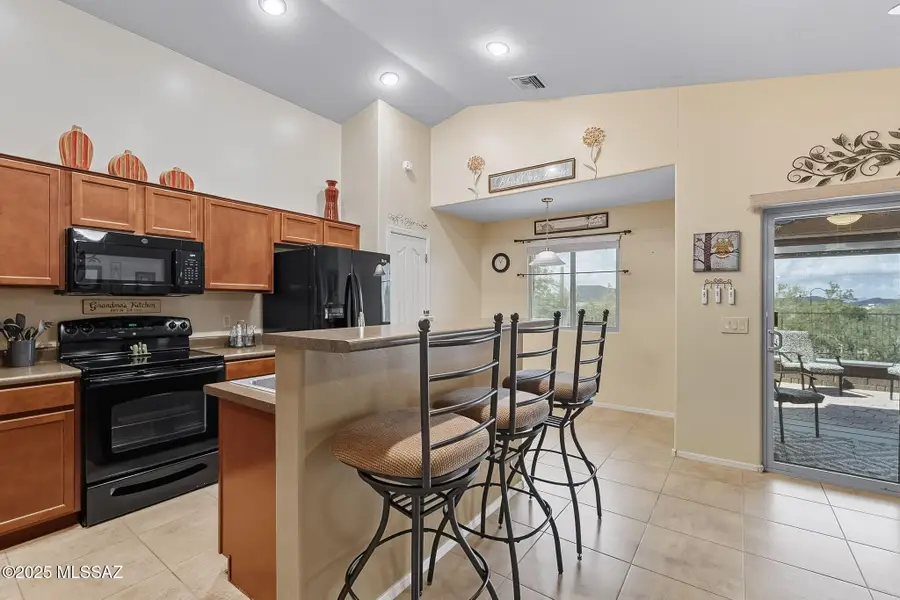 7987 N Jewelflower Drive, Tucson, AZ 85741 - Image #2