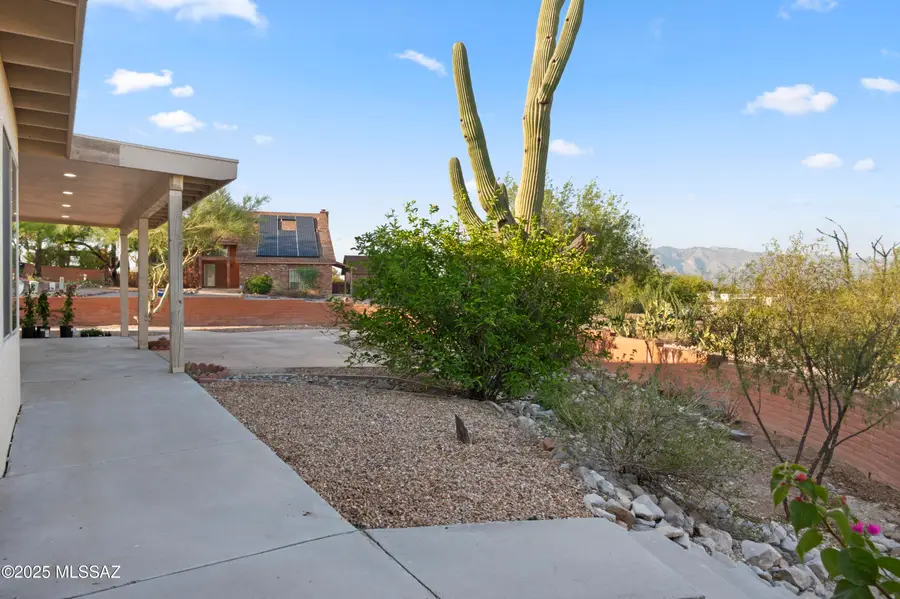 1960 N Placita Claveles, Tucson, AZ 85745 - Image #3