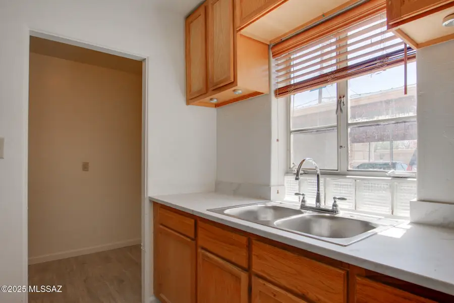 1330 E Broadway, Tucson, AZ 85719 - Image #3