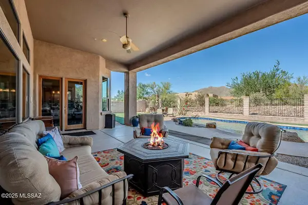 13924 N Dog Leg Lane, Marana, AZ 85658