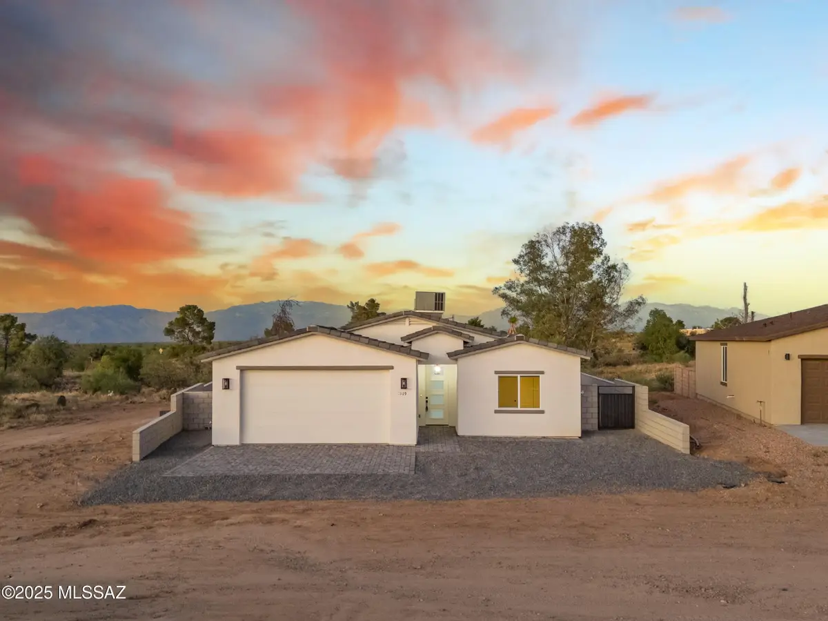 119 S Montgomery Avenue, Vail, AZ 85641 - Image #1