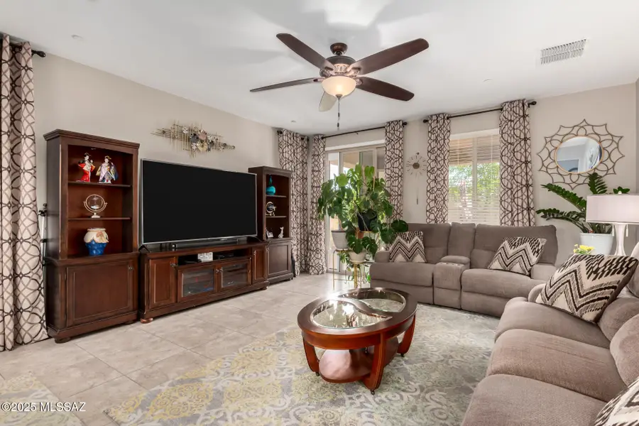 851 W Calle Ocarina, Sahuarita, AZ 85629 - Image #3