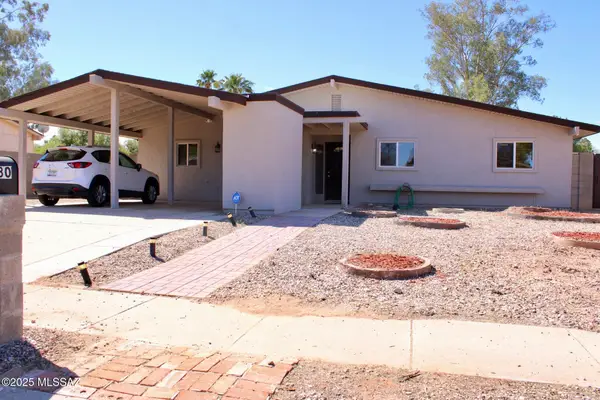 3330 S Magda Avenue, Tucson, AZ 85730
