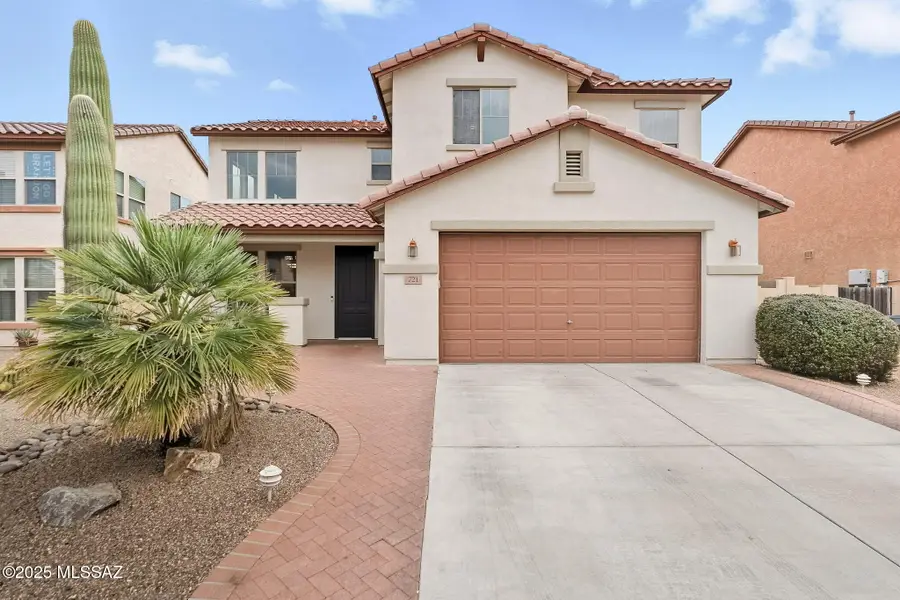 721 W Camino Curvitas, Sahuarita, AZ 85629 - Image #2