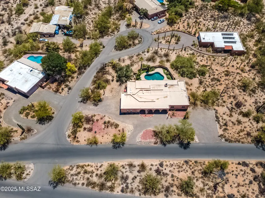 1300 E Va Entrada, Tucson, AZ 85718 - Image #2