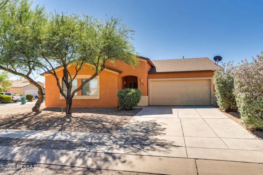 8227 W Calle Escorial, Tucson, AZ 85757 - Image #2