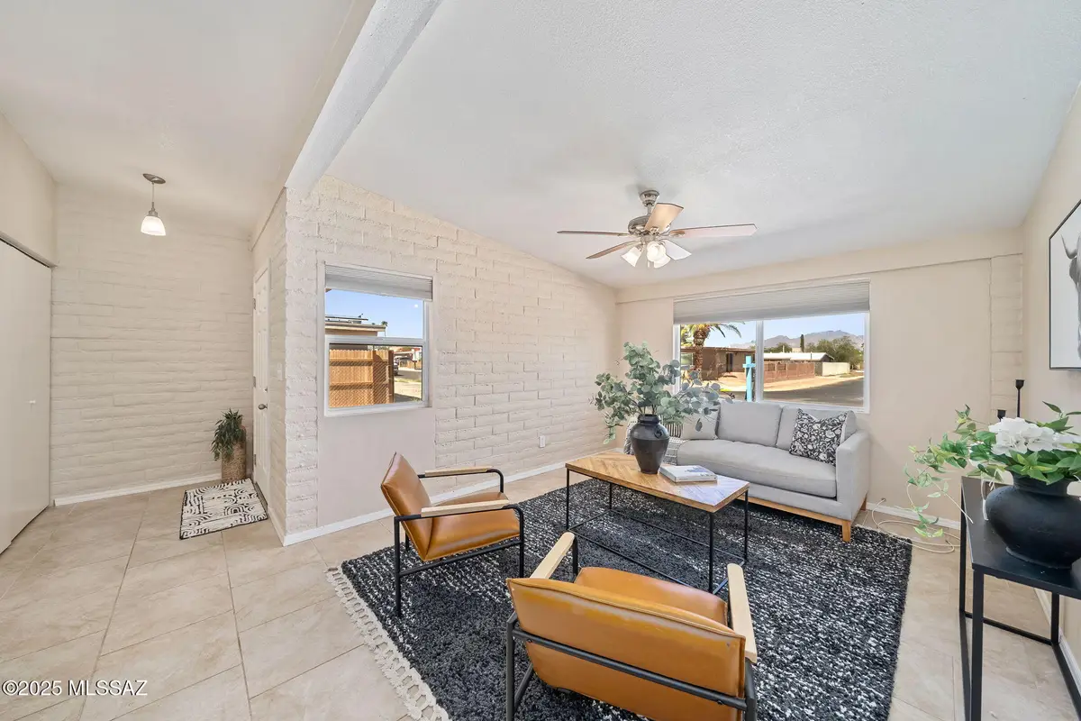 7002 E 45th Street, Tucson, AZ 85730 - Image #1