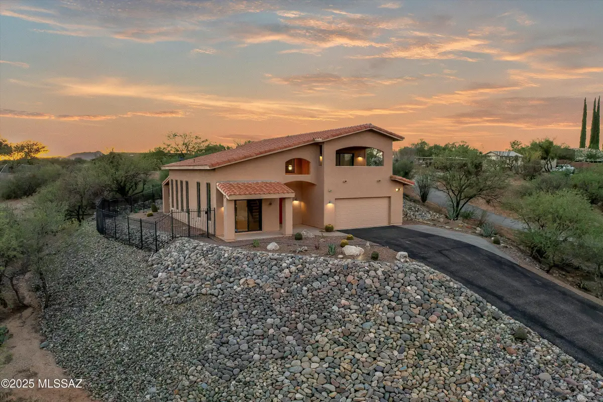 16131 N Meadowcrest Road, Tucson, AZ 85739 - Image #1