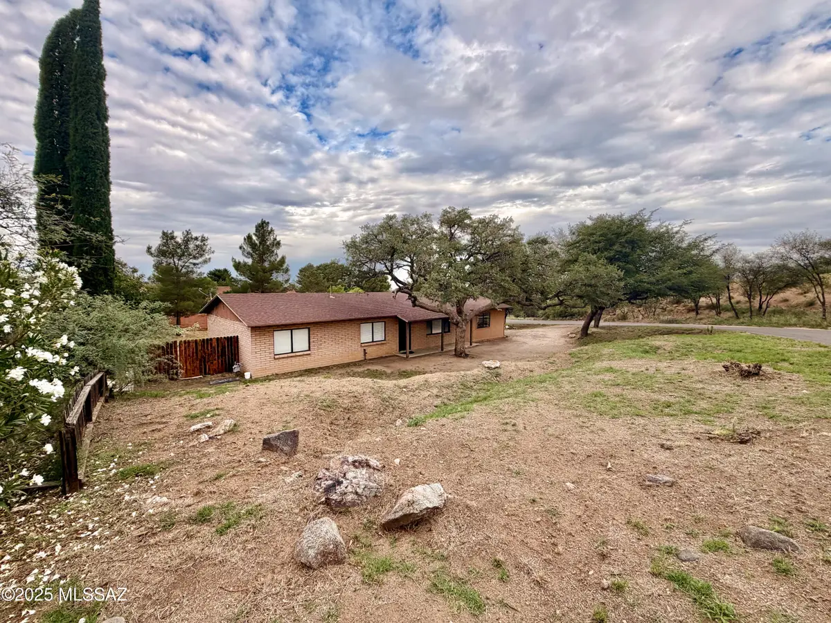 990 N Mountain View Drive, Oracle, AZ 85623 - Image #1