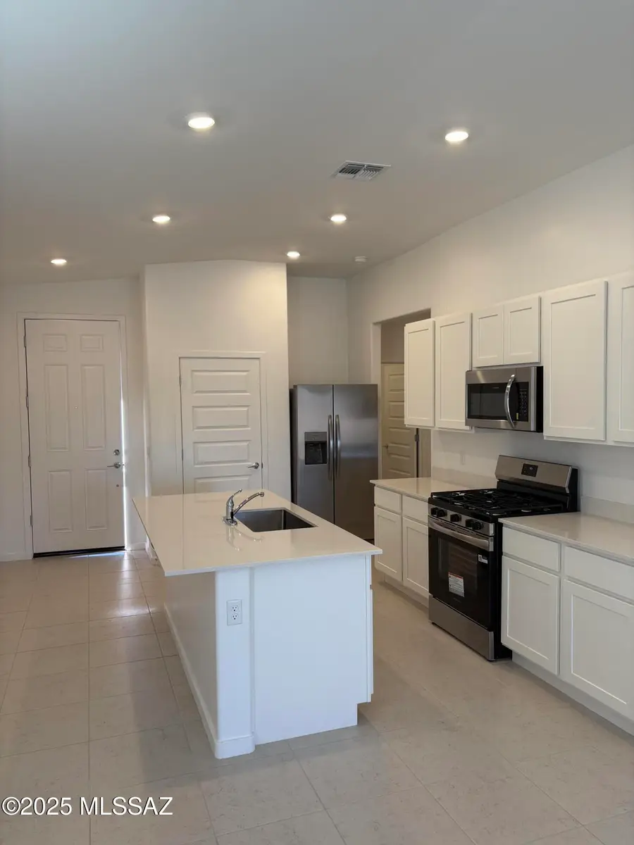 7082 W Joycliff, Tucson, AZ 85757 - Image #3