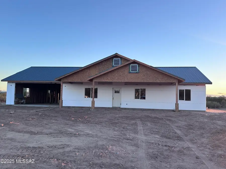 1237 E Desert Sky Lane, Benson, AZ 85602 - Image #2