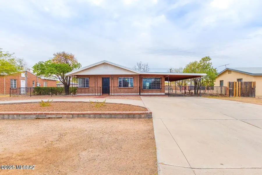 1318 E Copper Street, Tucson, AZ 85719 - Image #2