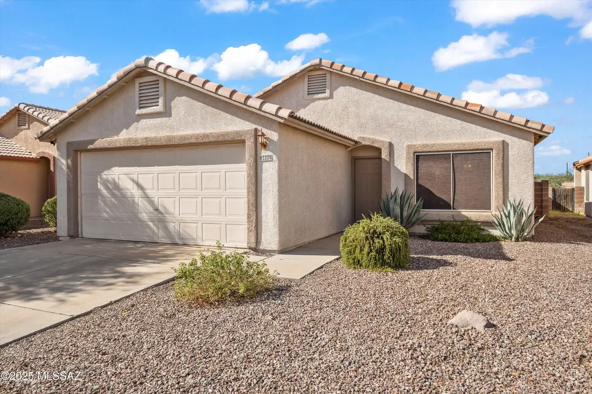 2228 W Silverbell Tree Drive, Tucson, AZ 85745 - Image #1