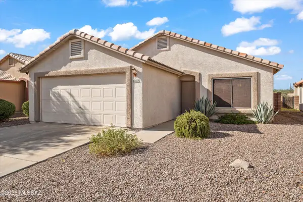 2228 W Silverbell Tree Drive, Tucson, AZ 85745