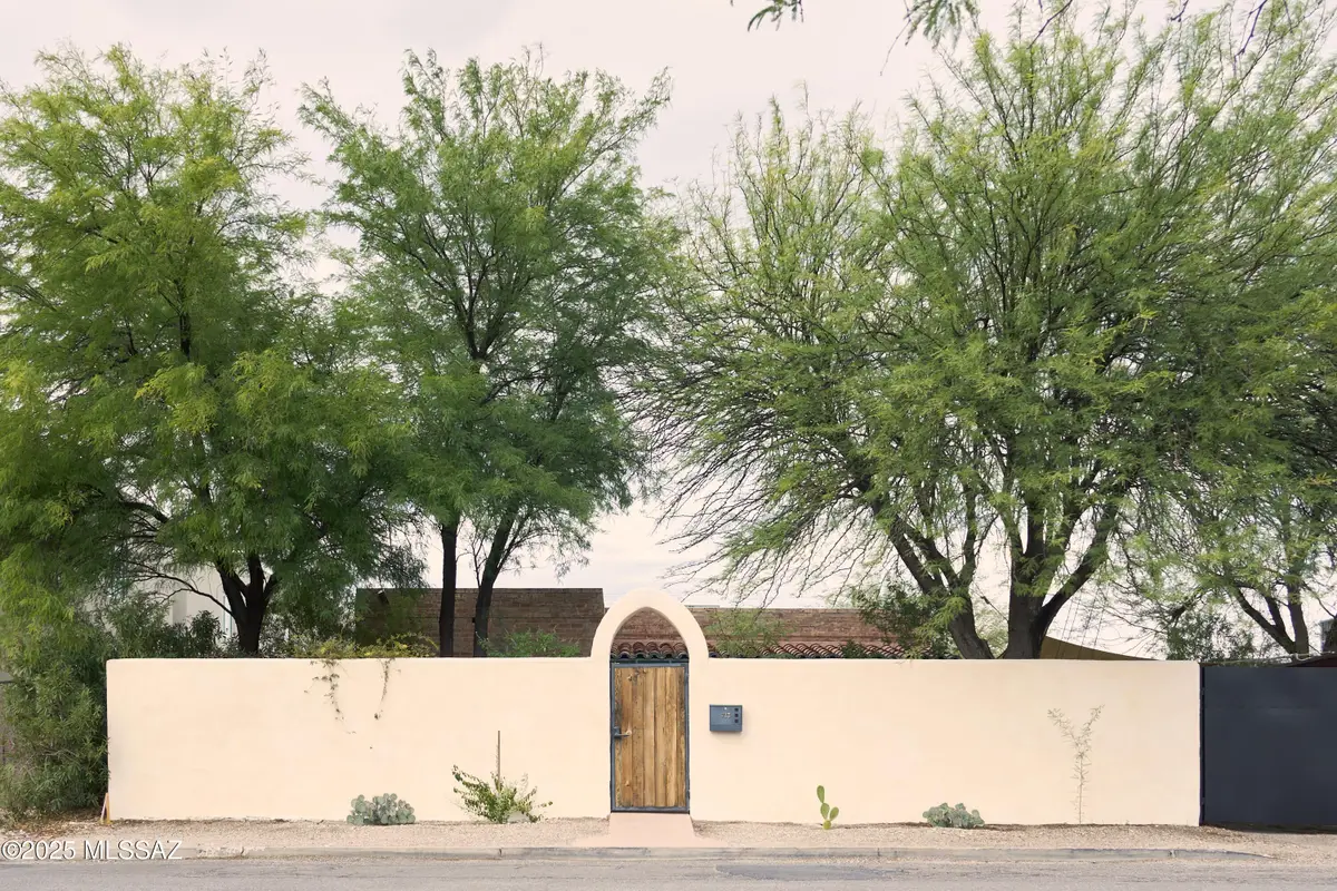 713 E Elm St Street, Tucson, AZ 85719 - Image #1