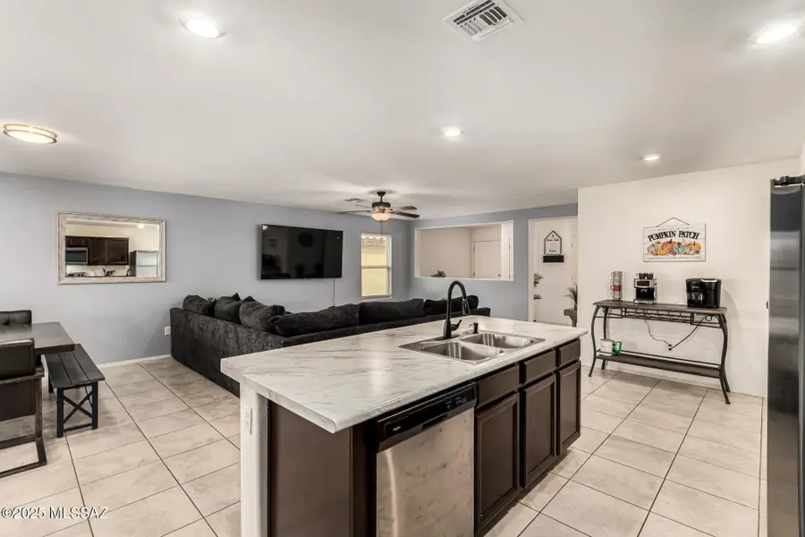 6284 S Nightjar Lane, Tucson, AZ 85757 - Image #2