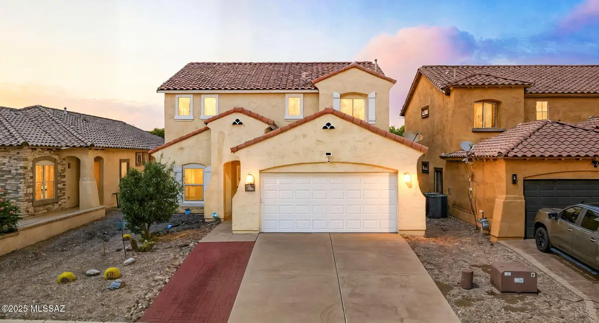 892 W Calle Valenciana, Sahuarita, AZ 85629 - Image #1