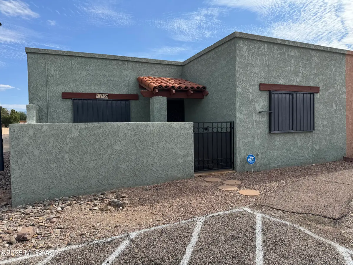 1752 S Ave Sosegado, Tucson, AZ 85710 - Image #1