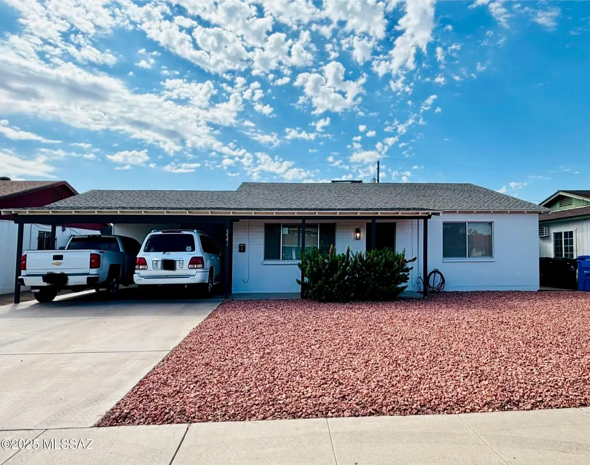 5541 W Windsor Avenue, Phoenix, AZ 85035 - Image #1