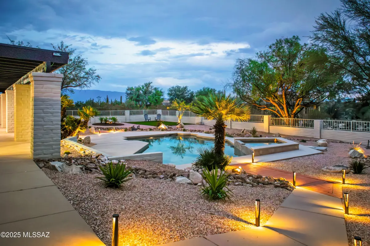 8172 E Galinda Drive, Tucson, AZ 85750 - Image #1