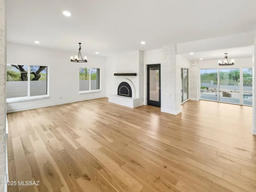 8172 E Galinda Drive, Tucson, AZ 85750 - Image #3