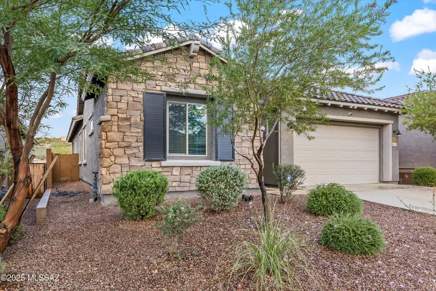 670 E Kalalau Drive, Oro Valley, AZ 85755 - Image #3