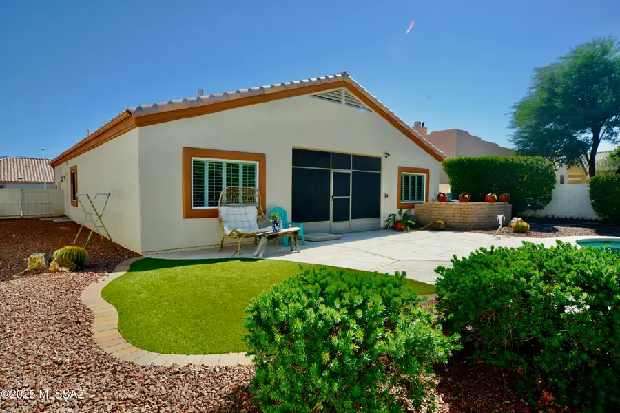 610 W Rio Teras, Green Valley, AZ 85614 - Image #2