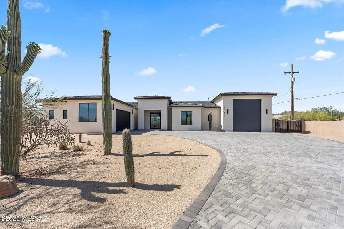 3721 W Ironwood Hill Drive, Tucson, AZ 85745 - Image #1