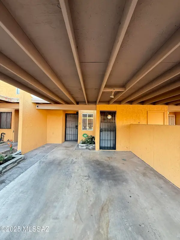 712 W Limberlost Drive #36, Tucson, AZ 85705
