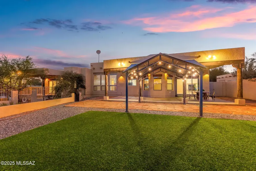 2330 N Bonanza Avenue, Tucson, AZ 85749 - Image #2