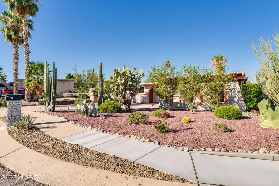 9600 E Watson Drive, Tucson, AZ 85730 - Image #3