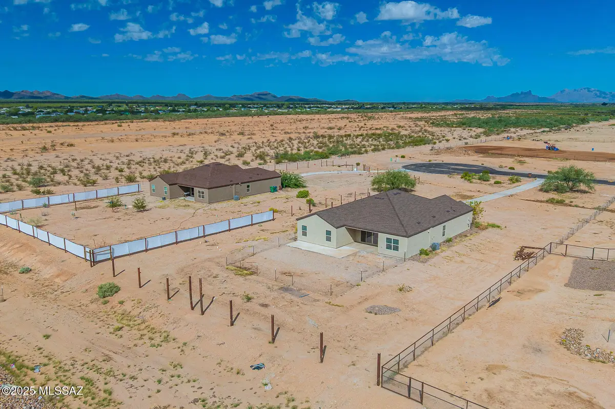 17165 W Sharps Rd, Marana, AZ 85653 - Image #1